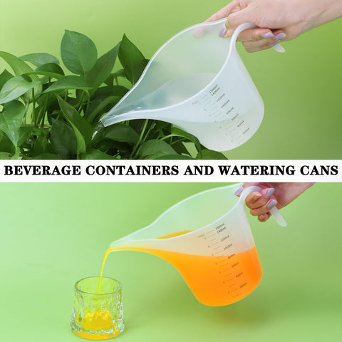 Artcome paint-mixing pitcher for smooth color integration.