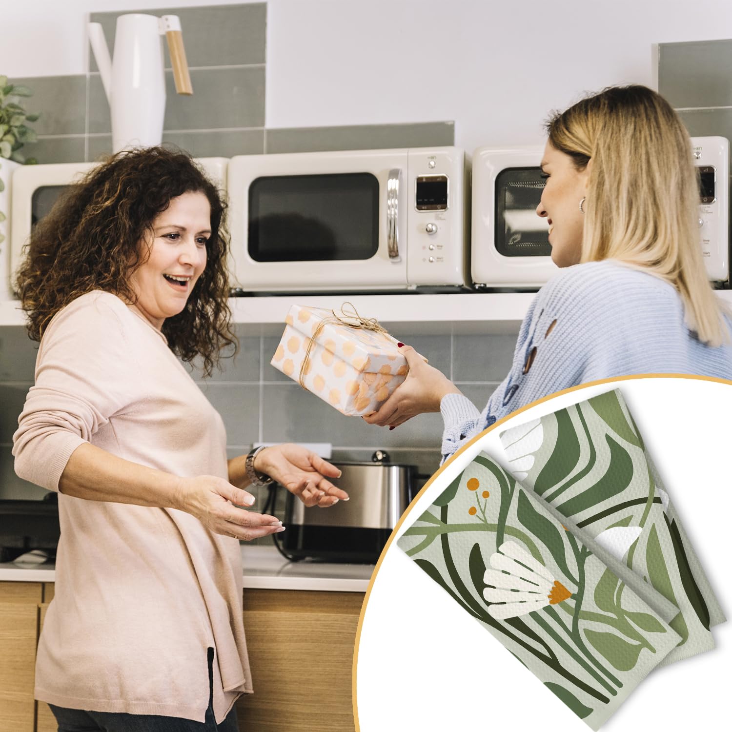 ArtisaEura two-pack of 24x16 inch kitchen towels in decorative print