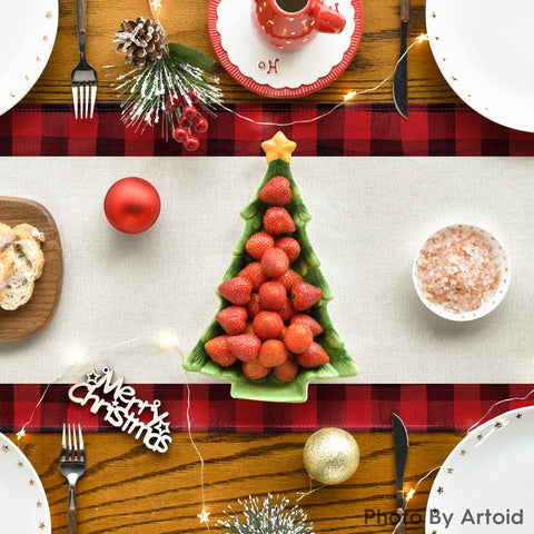 Artoid Mode 13x60 table runner protects surfaces during meals