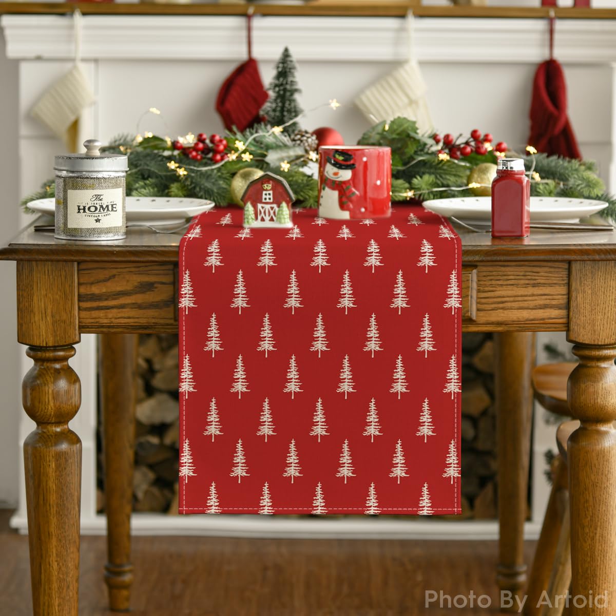 Compact 13x36 inches Artoid Mode runner fits small dining tables.