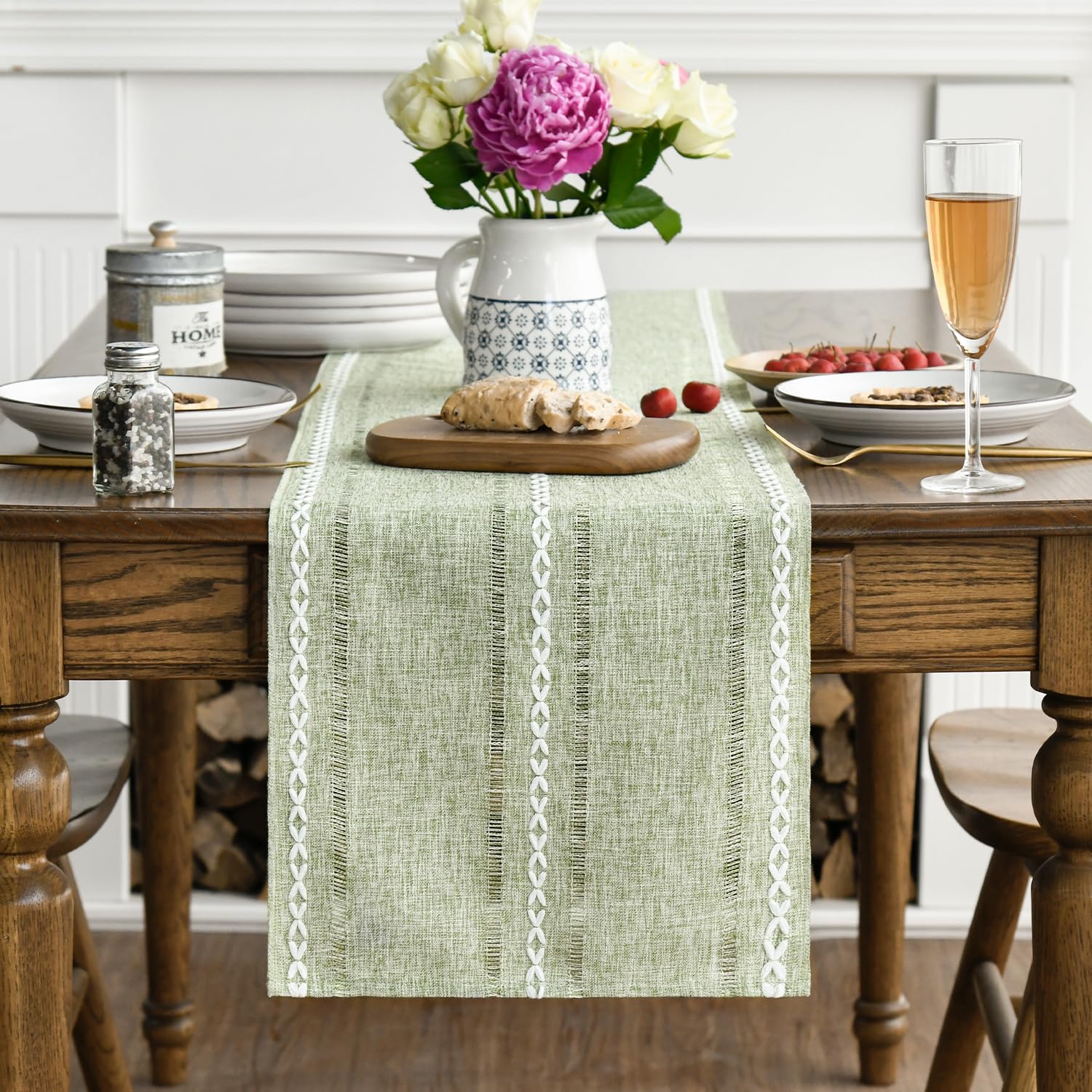 Artoid Mode durable cotton-linen blend table runner protects surfaces
