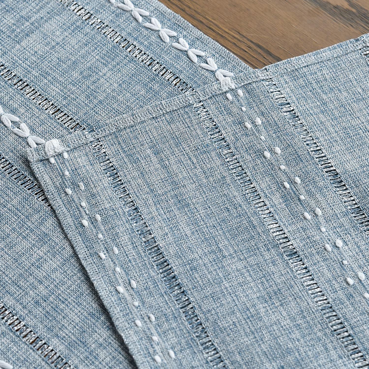 Artoid Mode dusty blue table runner enhances party decor with cozy elegance