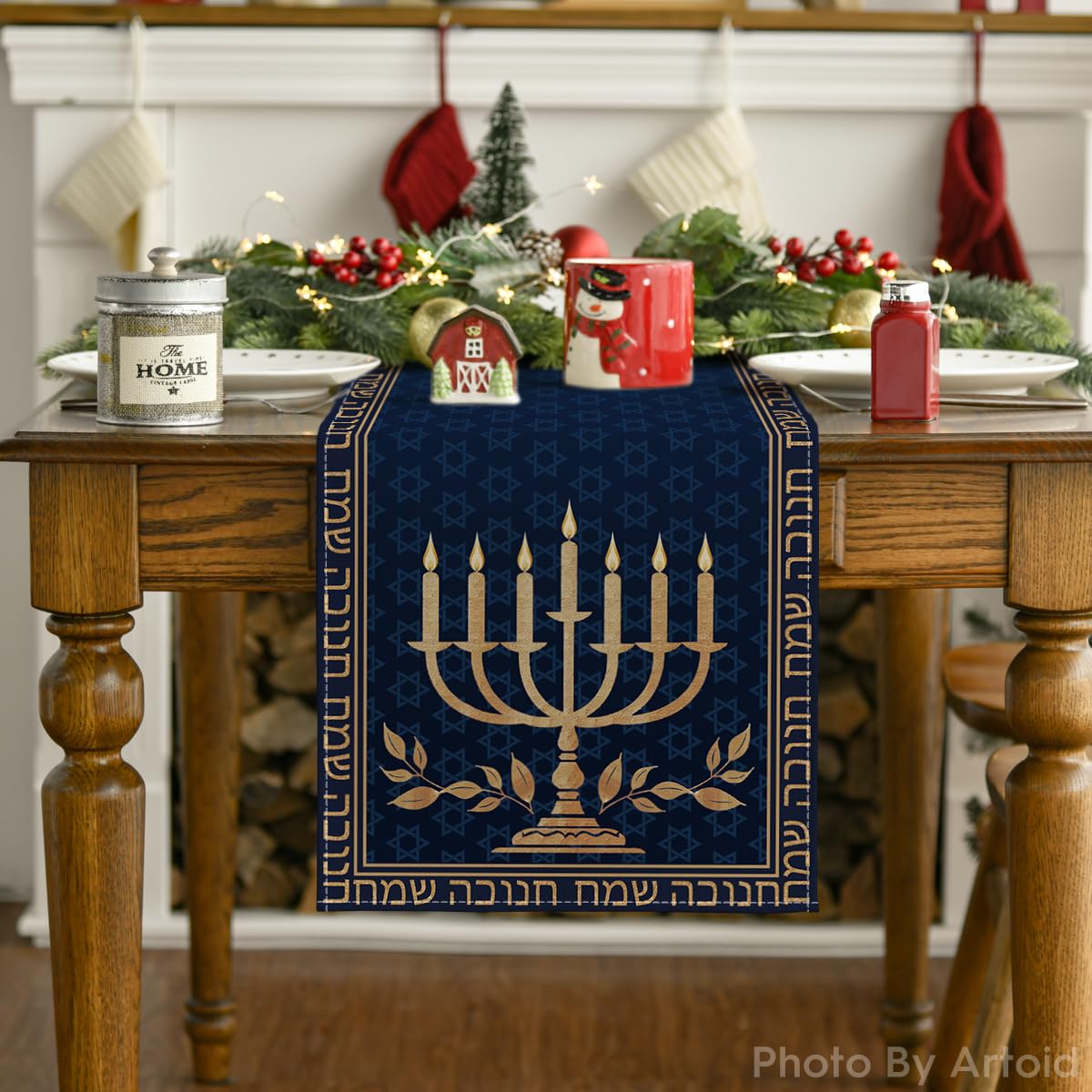 Artoid Mode easy-care table runner for quick cleanup.