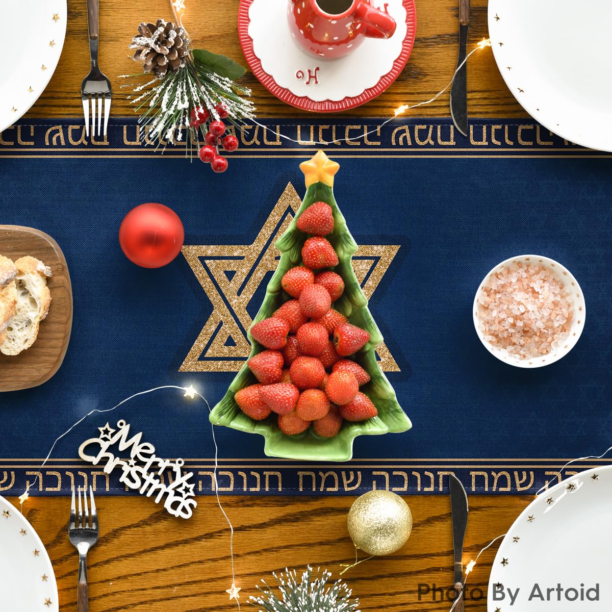 Artoid Mode easy-clean polyester table runner resists wear and wipes clean after use.