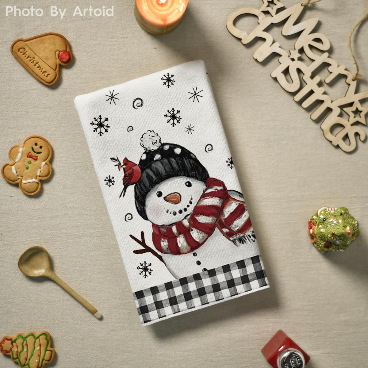 Artoid Mode farmhouse decor towel enhances oven area while wiping spills.