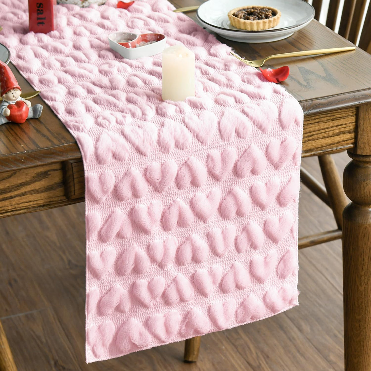 Artoid Mode pink plush heart table runner for cozy festive dining