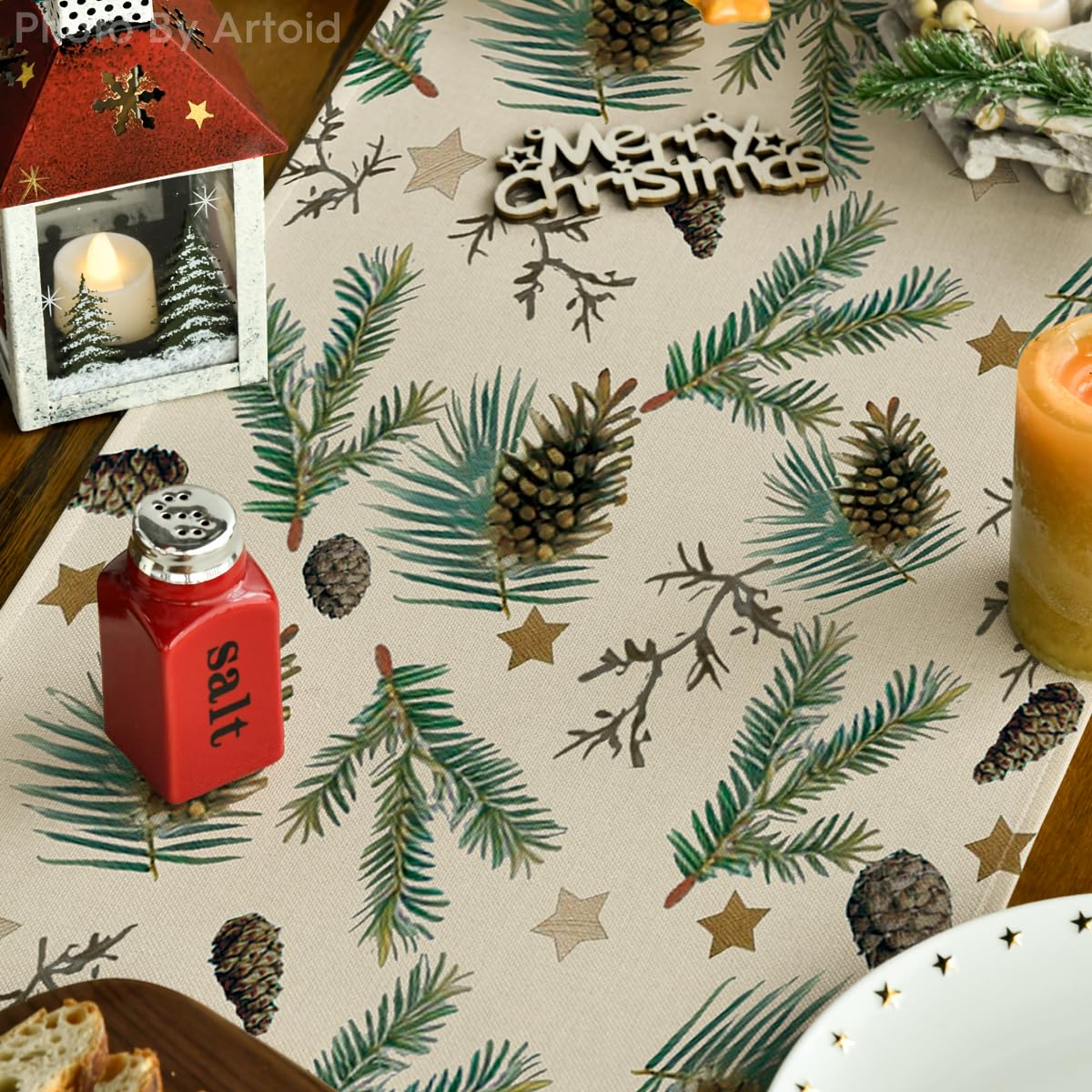 Artoid Mode table runner edge stitching detail adds durability for daily use.