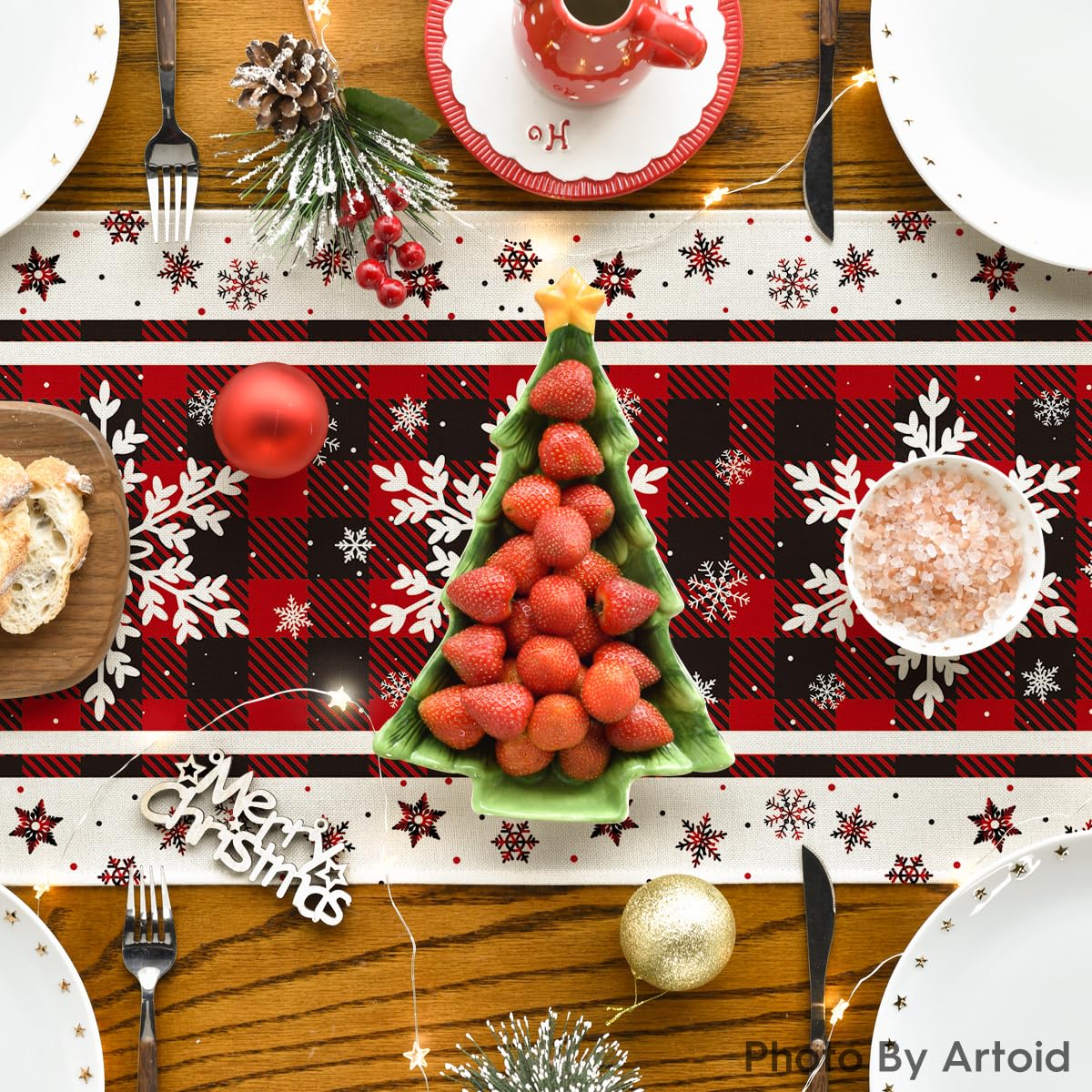 Artoid Mode protective dining table polyester fabric shields surfaces during hot pans