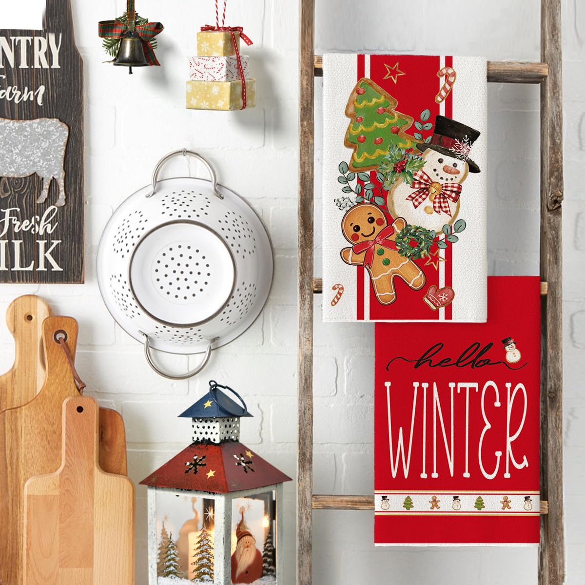 Artoid Mode red snowman gingerbread dish towel absorbs spills effectively
