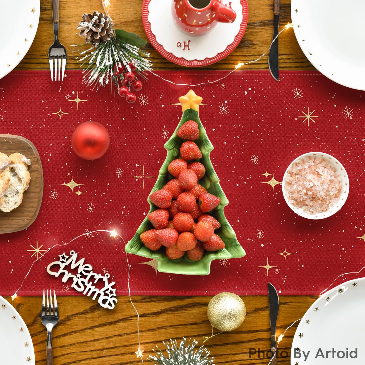 Artoid Mode Seasonal red dining table decor complements kitchen decor.