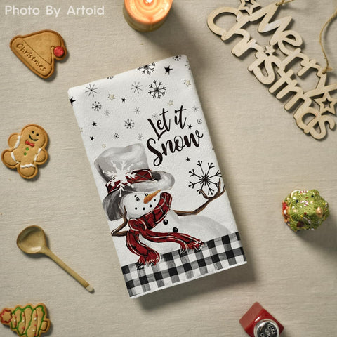 Artoid Mode winter kitchen towel set with seasonal pattern enhances daily tasks.