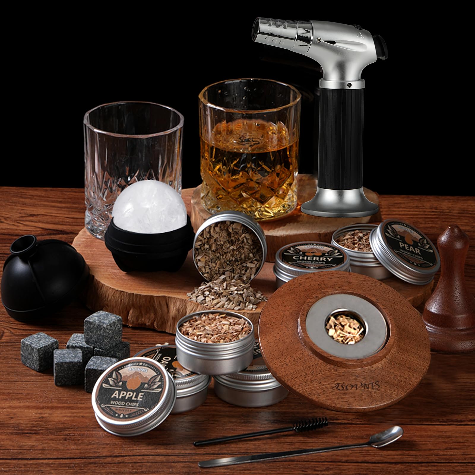 Asovnis metal filter helps infuse smoky flavors cleanly.