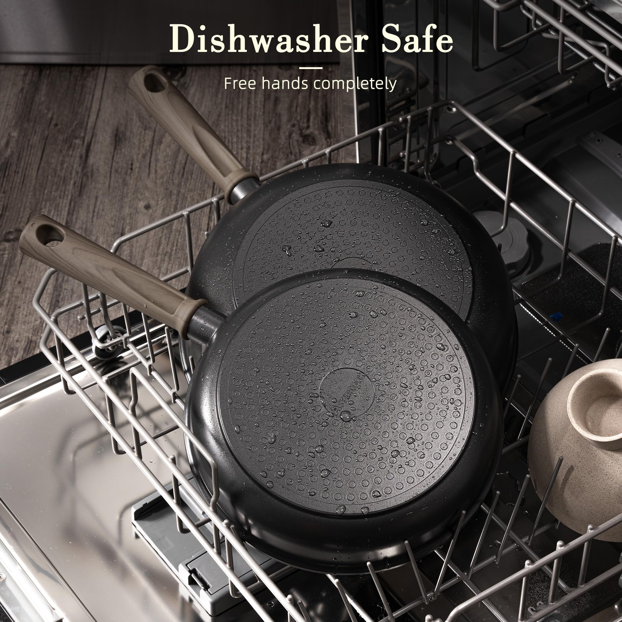 Astercook 5-qt sauté pan with lid, versatile for sautés and sauces.