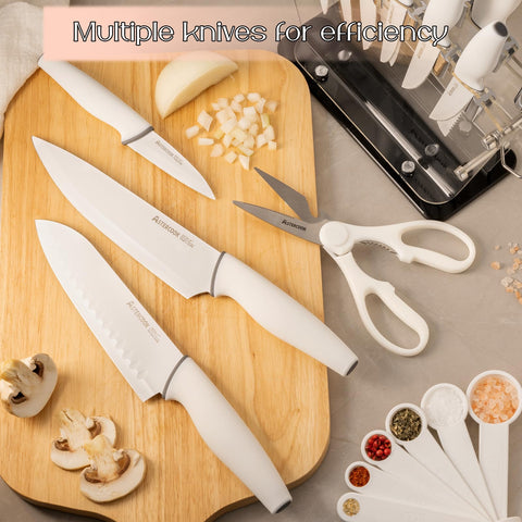 Astercook clear knife block showcasing knives while keeping counters clean.