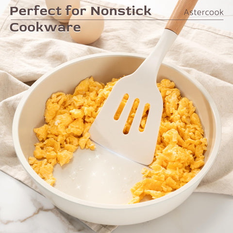 Astercook silicone ladle with wooden handle delivers sturdy serving portions