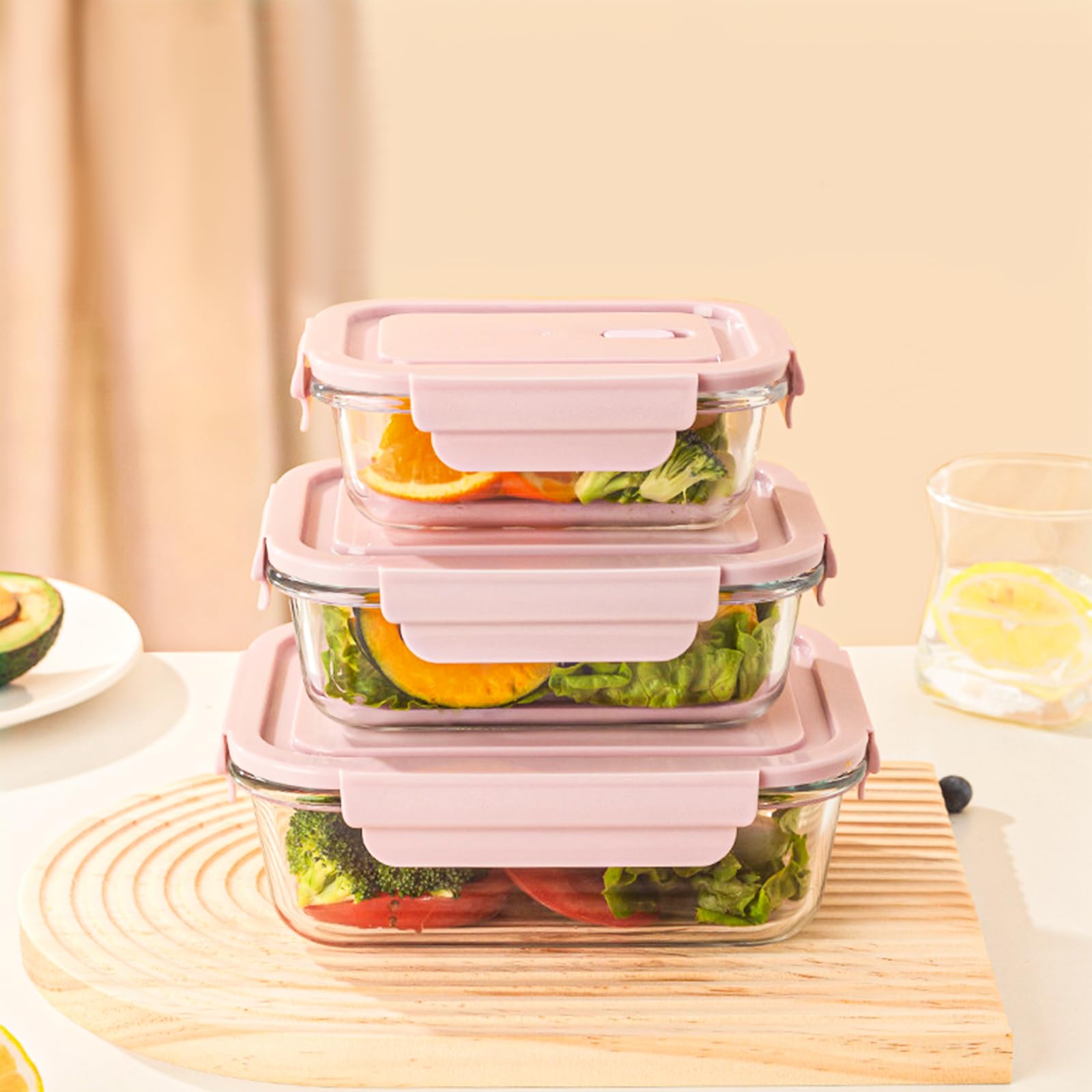 ATRDTO microwave-oven safe glass container without lid for reheating.