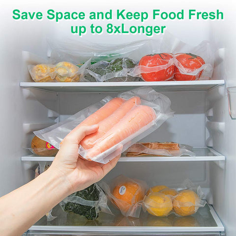 Air- and water-proof seal demonstrates leak protection for freezing and sous vide prep.