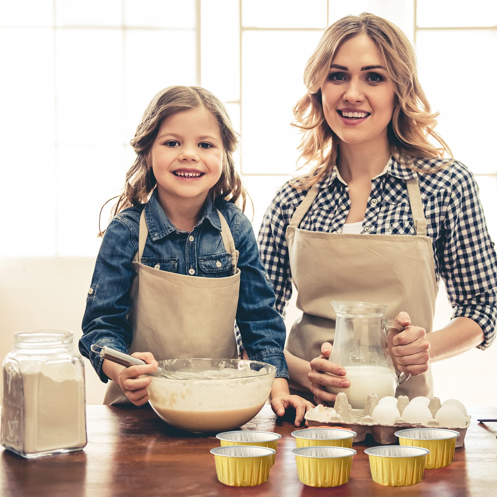 Augoog stackable baking cups store compactly and transport easily.