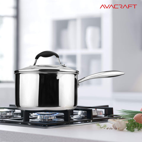 AVACRAFT interior matte finish resists scratches while cooking.
