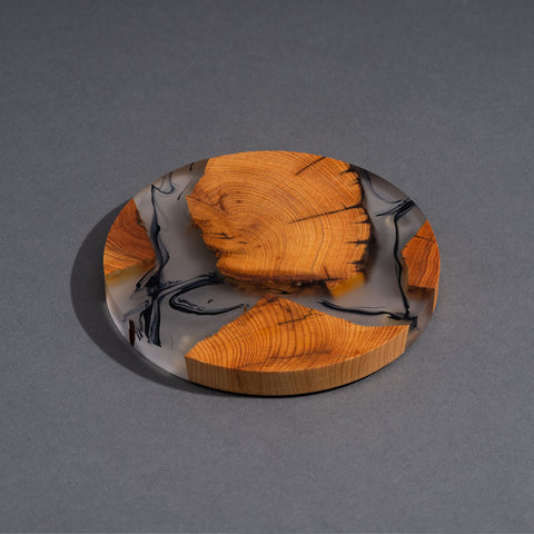Avocrafts cedar wood coaster closeup highlights natural aroma and absorbency.