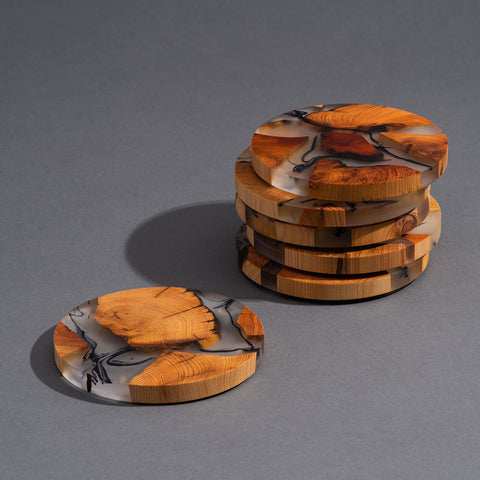 Avocrafts epoxy resin coaster detail showcases modern design and durability.