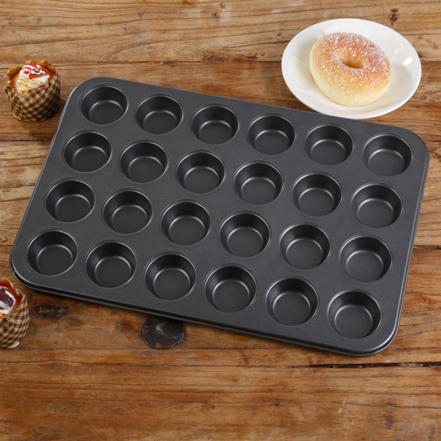 Aybloom pan delivers even baking results across all 24 cups.