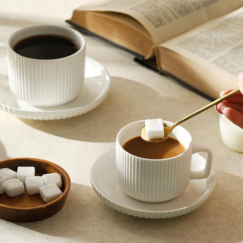 AYUCIA microwave-safe porcelain cups suitable for reheating beverages