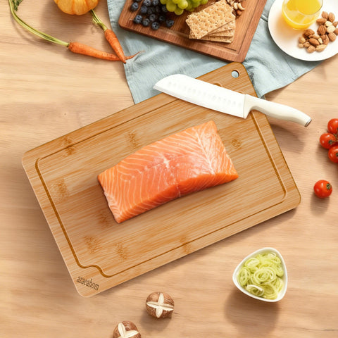 Azaeahom bamboo cutting board gift-ready packaging, ideal for kitchen lovers.