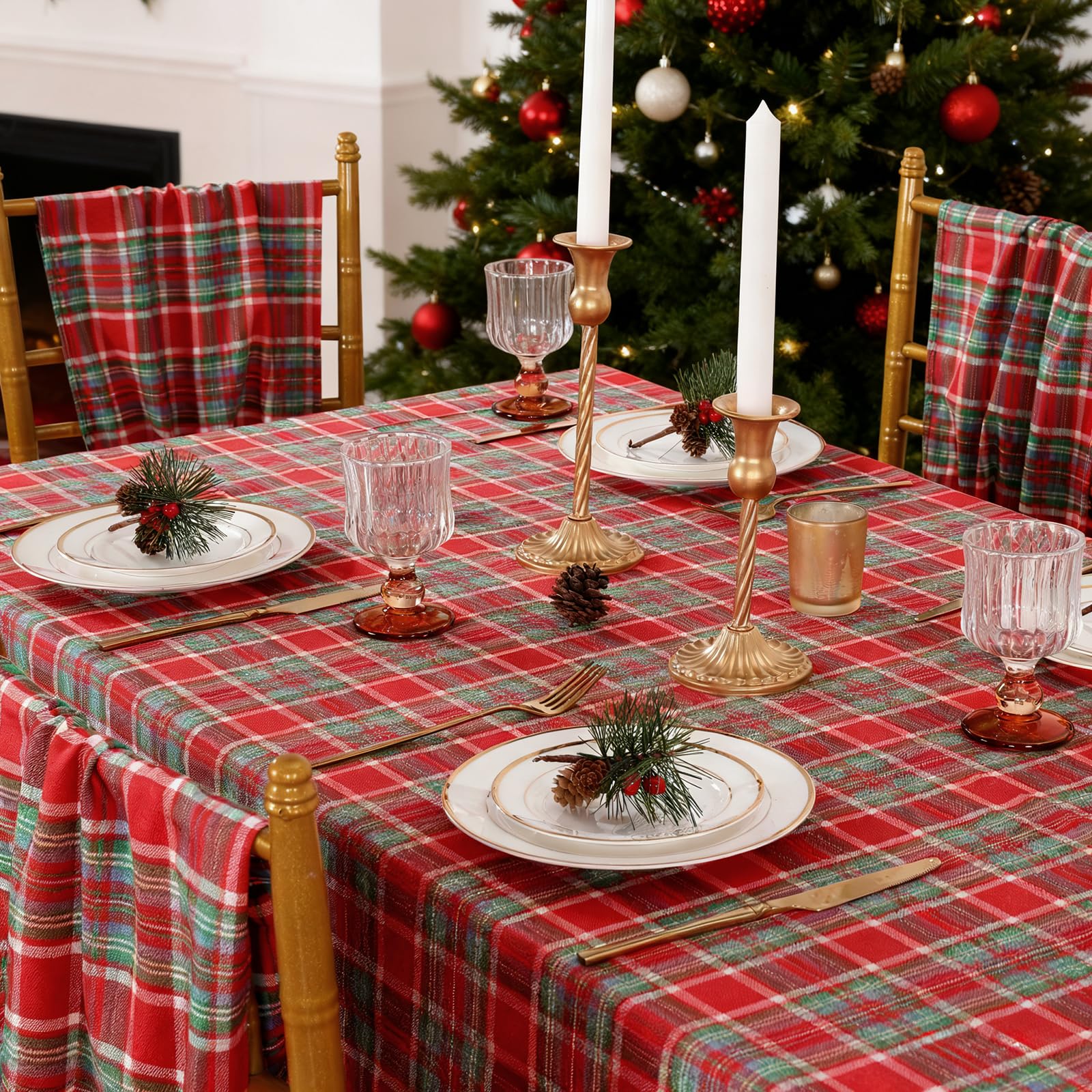 B-COOL Christmas table cover for indoor and outdoor use with timeless charm.