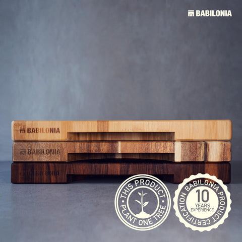 Maintenance-friendly Babilonia board shows pre-seasoned surface and easy care.