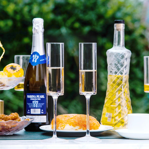 BACLIFE champagne flutes packaged for gifting and safe transport