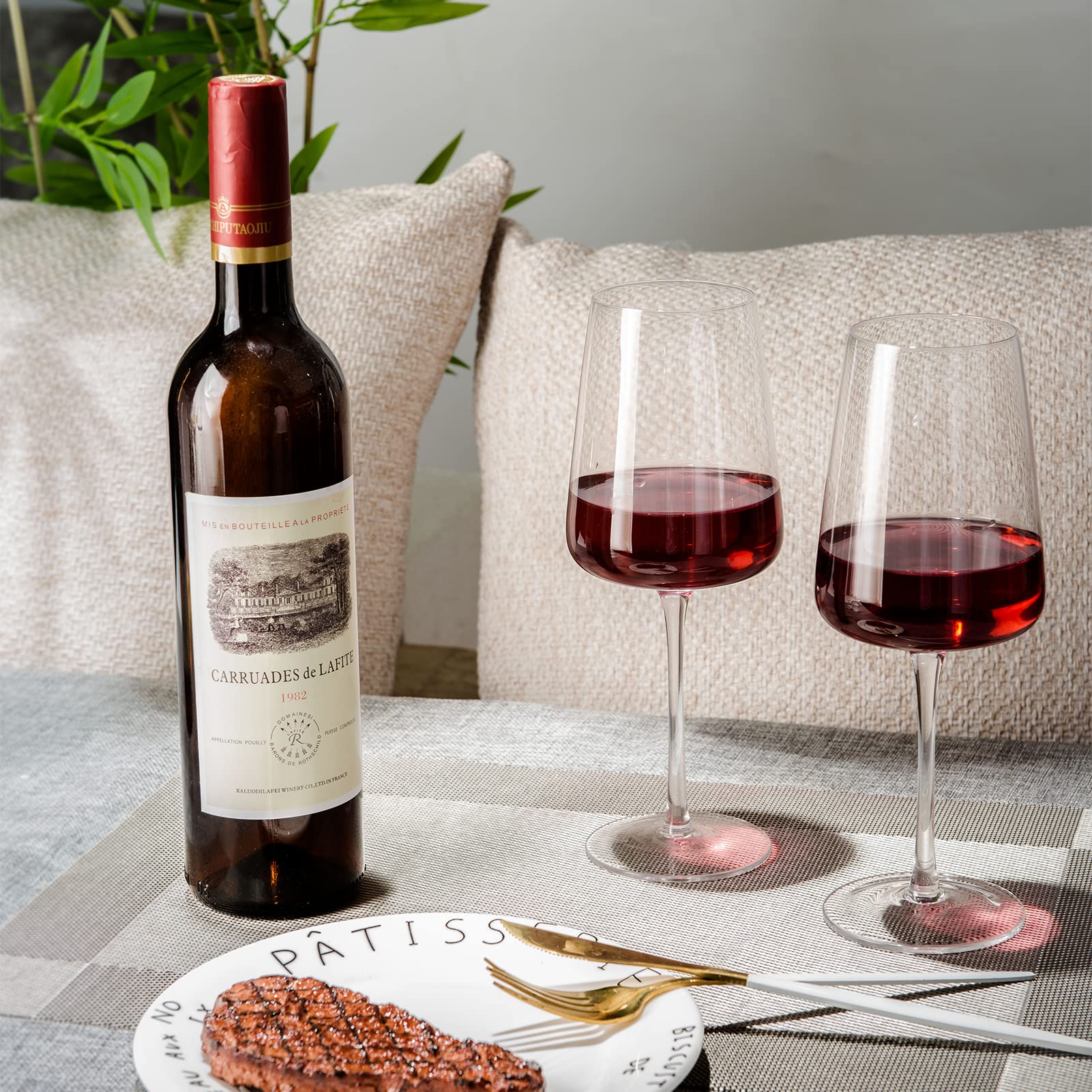 BACLIFE gift-ready wine glass set perfect for anniversaries and celebrations.