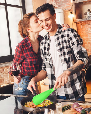 Badiano cooking spoon BPA-free and food-grade construction for safe kitchen use.