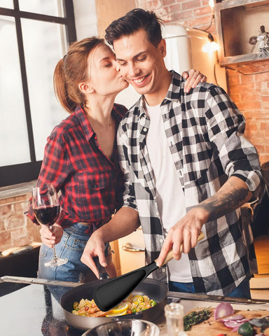 Badiano spoon serving and scooping sauces and batters