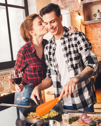Badiano silicone spoon is easy to clean after use.