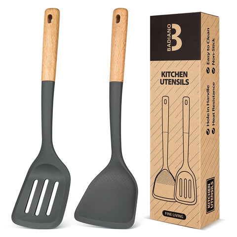 Badiano silicone wok spatula set with heat-resistant edges for safe flipping and scooping.