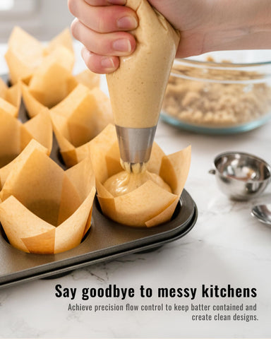 Bake Choice measured-surface bags show clear markings for consistent decorating.