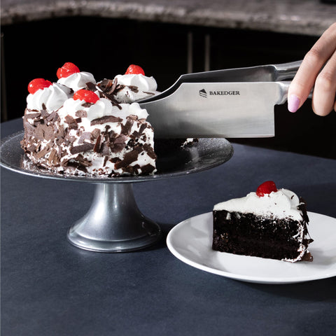 Bakedger stainless steel cake knife with durable body