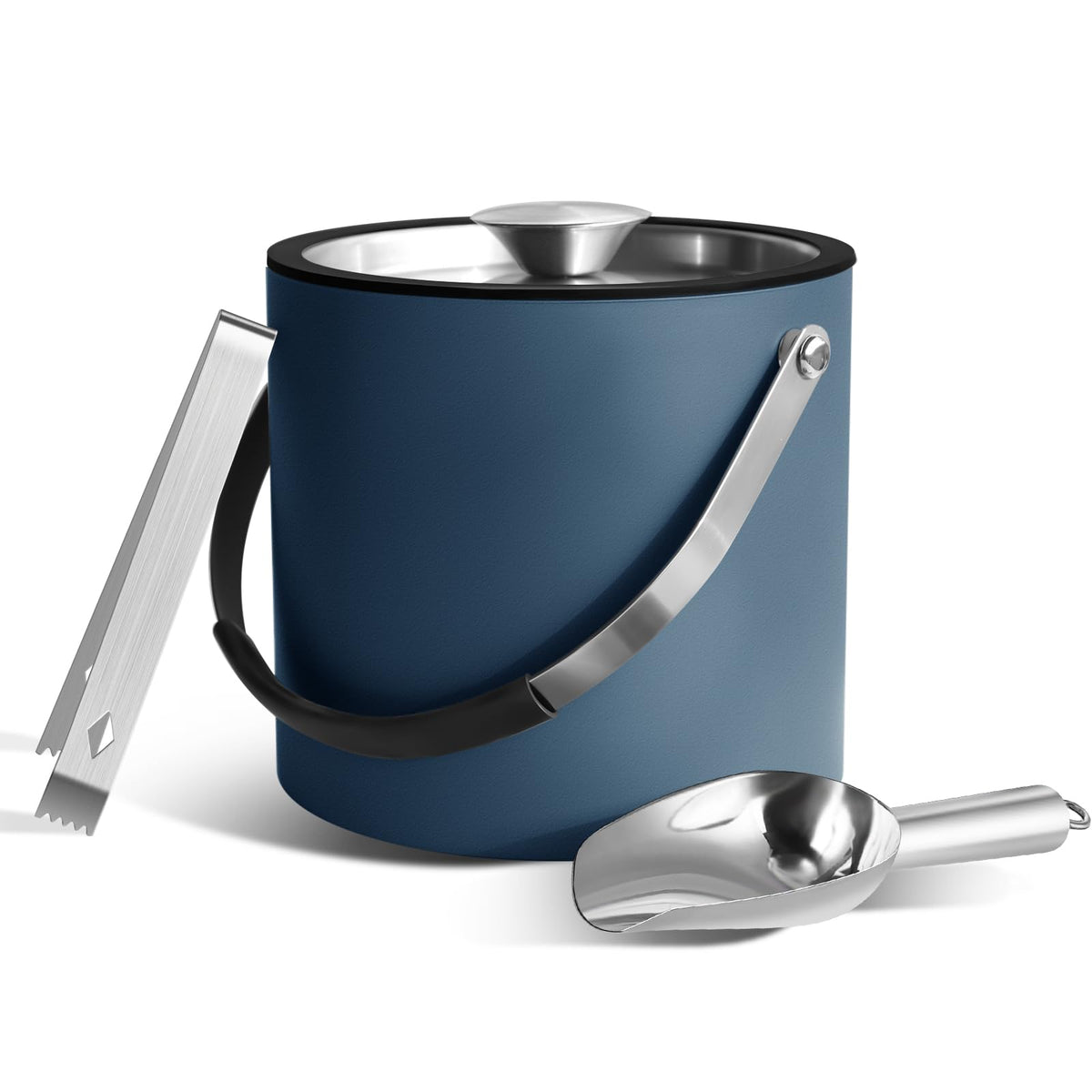 Bakpoco 3L ice bucket with silicone lid keeps ice cold and ready for cocktails.