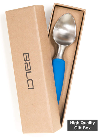 Balci scoop with non-slip rubber grip provides precise control.