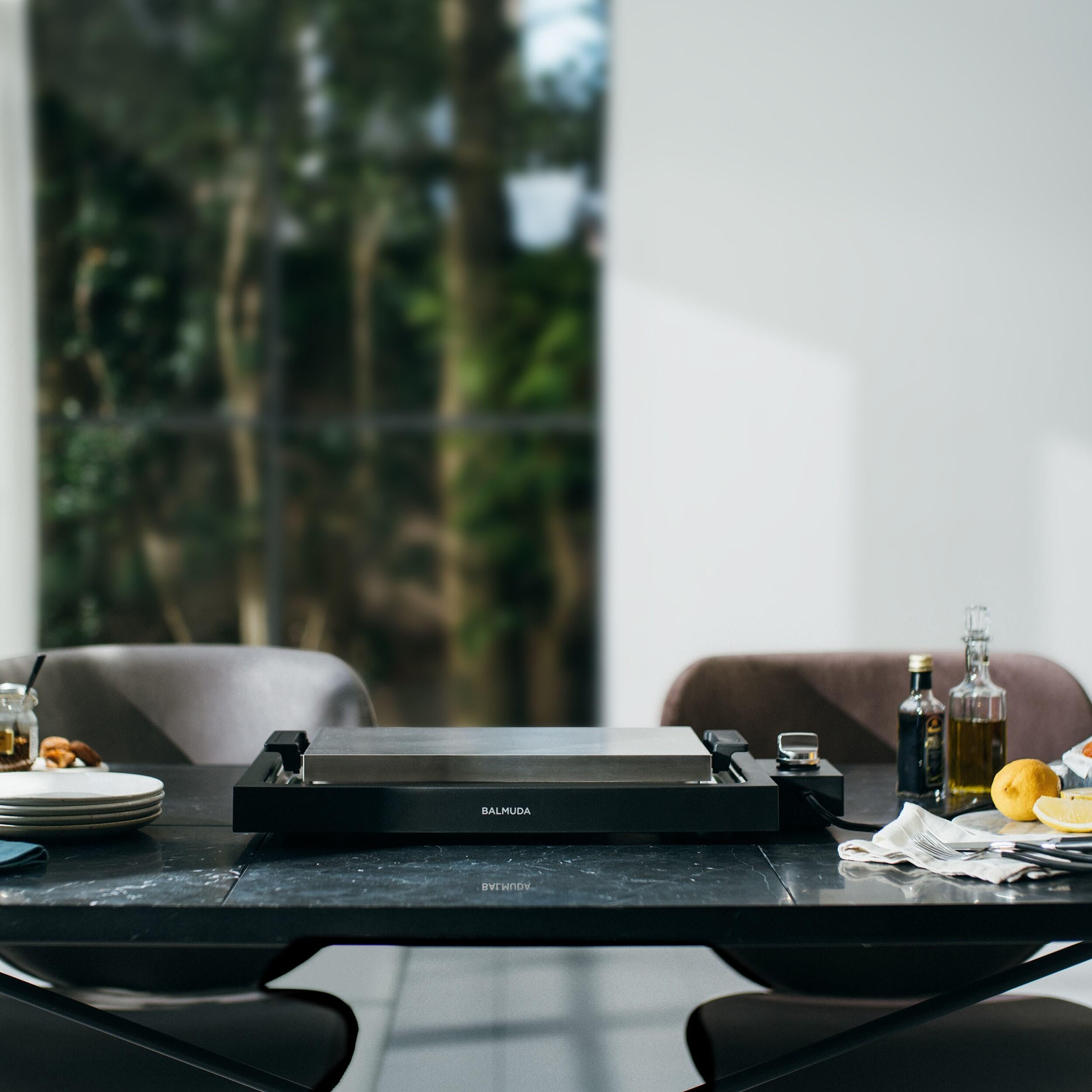 BALMUDA The Teppanyaki crepes cooking with smooth centers