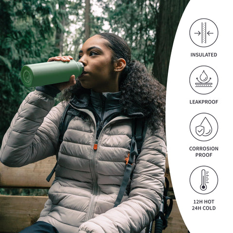 Bambaw bottle with sturdy handle for on-the-go hydration.