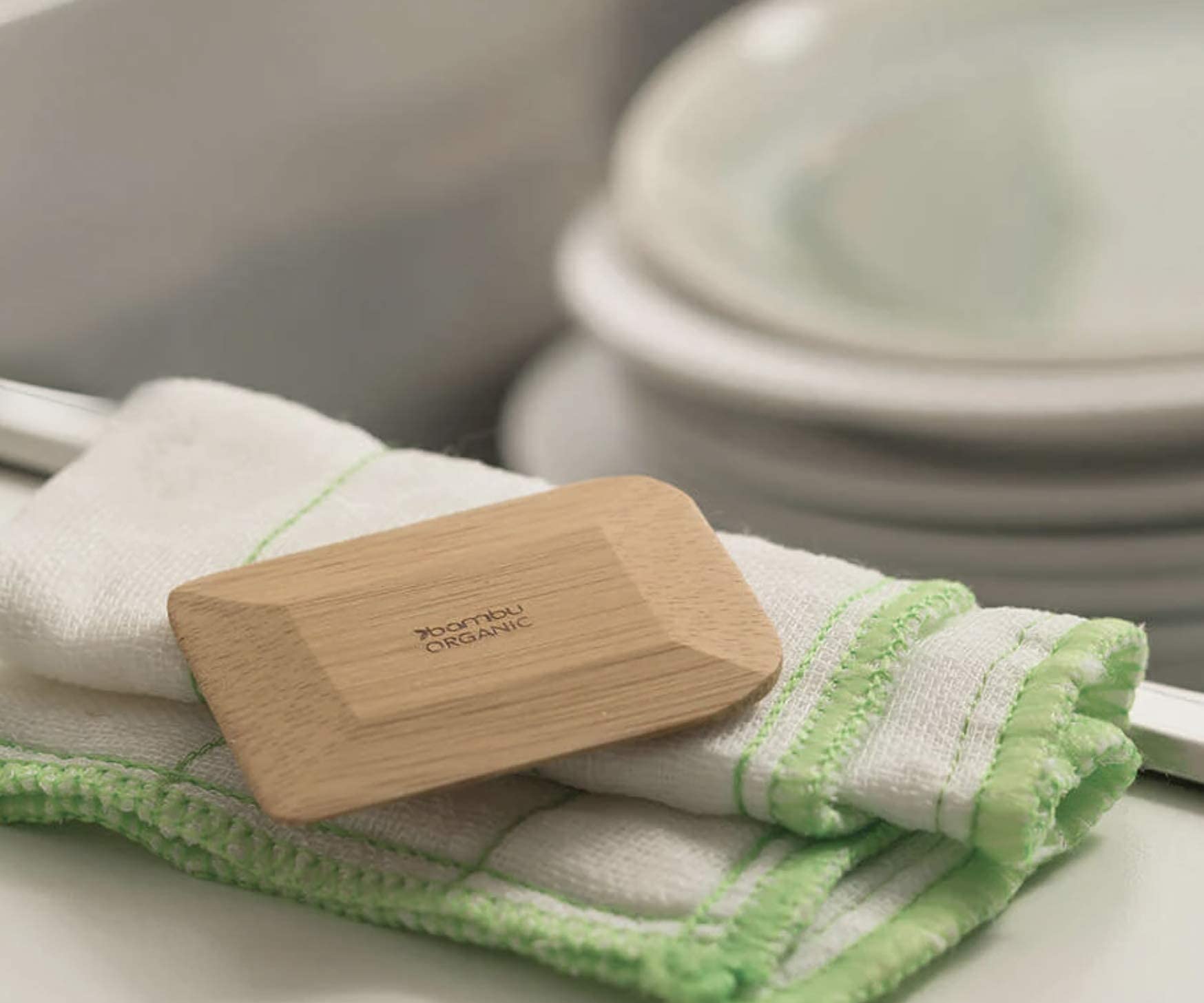 Bambu pot scraper hand-wash-only design preserves tool longevity and hygiene.