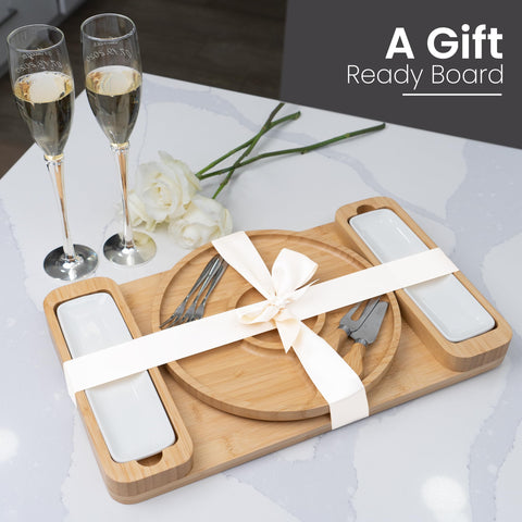 Bambusi round serving tray facilitates easy passing during gatherings.