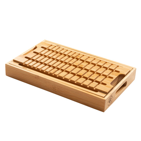 Bambüsi easy-clean design disassembles for compact storage