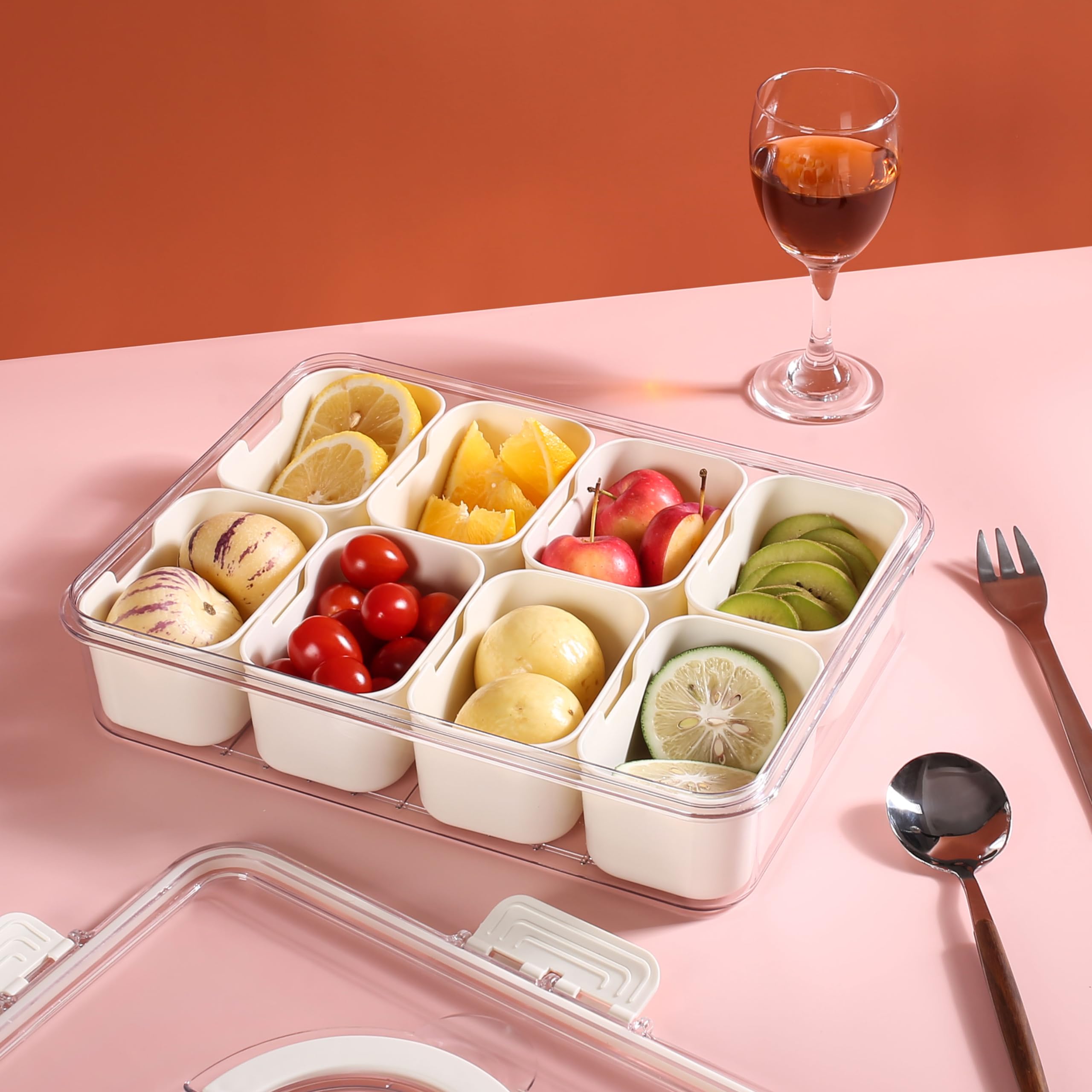 Bandesun portable tray with lid is ideal for picnics and casual entertaining.
