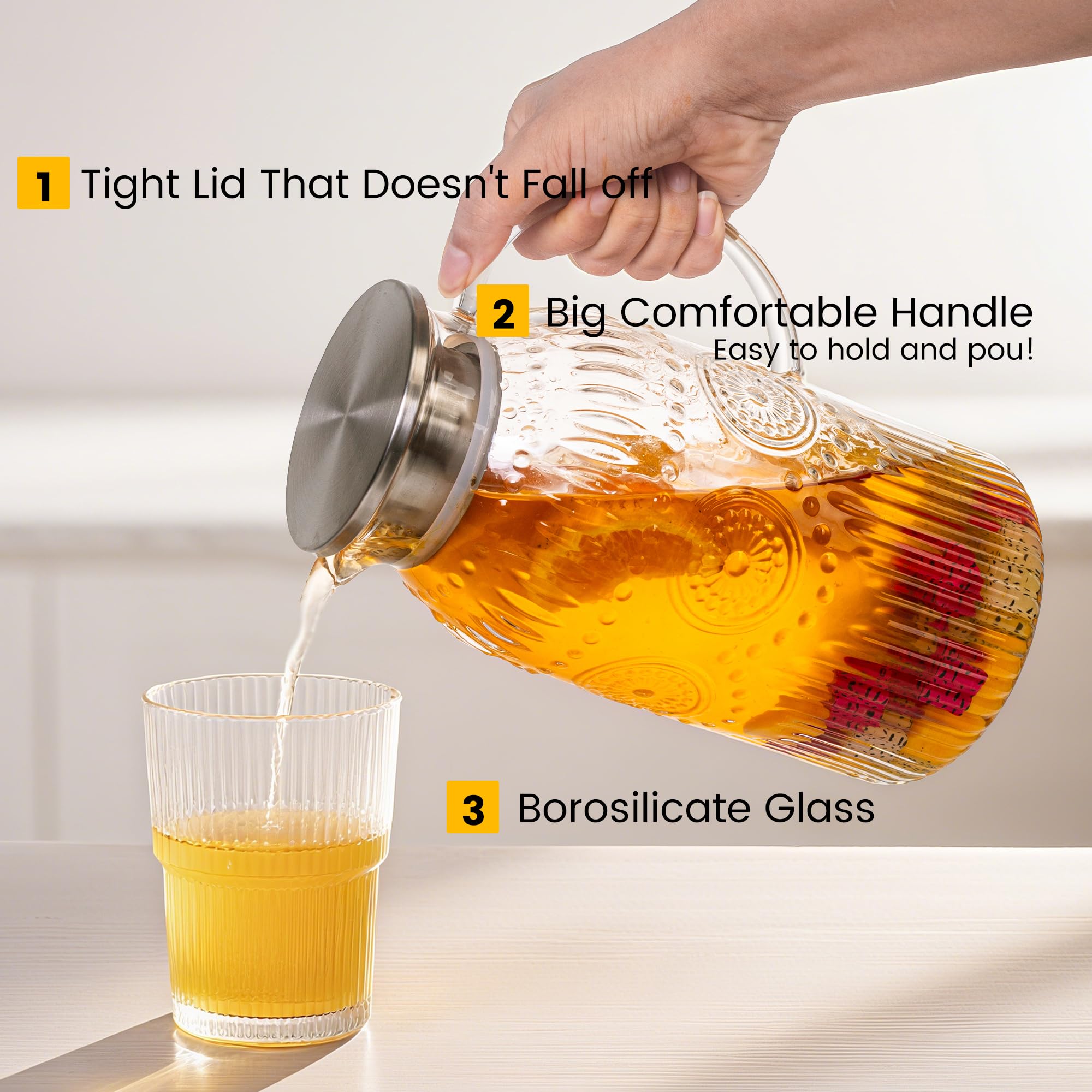 Bandesun pitcher with stainless steel lid highlights secure closure and spill-free pouring.