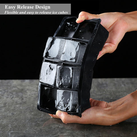 Bangp clear lid helps keep ice fresh and avoid freezer odors.