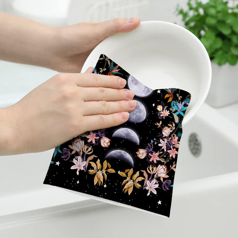 Bapcoku gothic towels with hanging loop offer easy, space-saving storage.