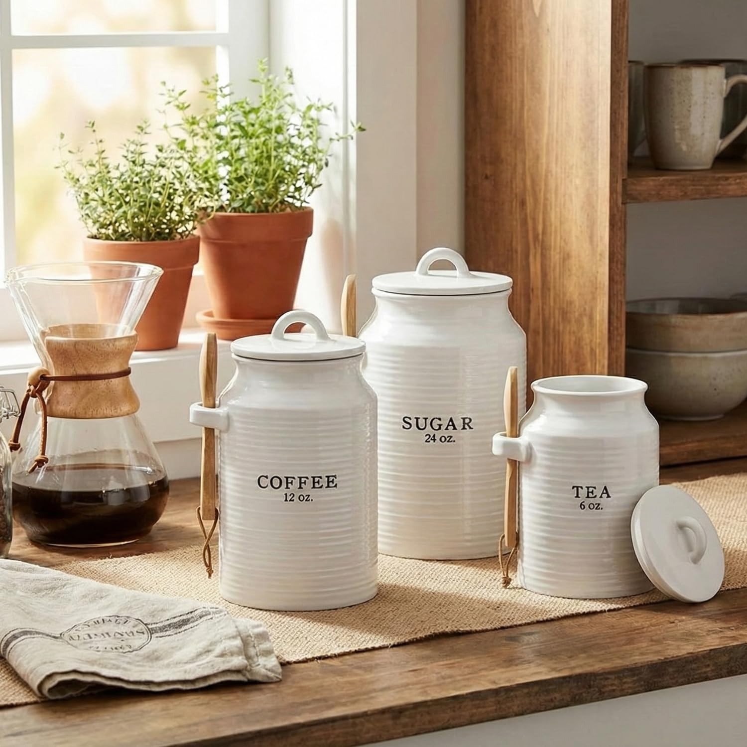 Barnyard Designs airtight silicone lids close-up preserving freshness